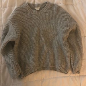 H&M GREY SWEATER